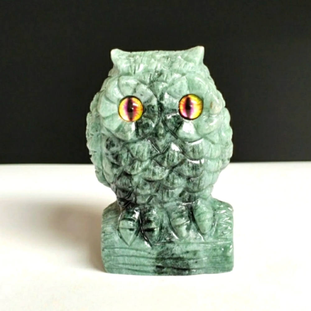 Natural Xiu Jade Hand Sculpture OWL